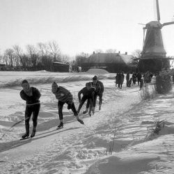 De barre elfstedentocht in 1963 op 60PlusPlaza.nl